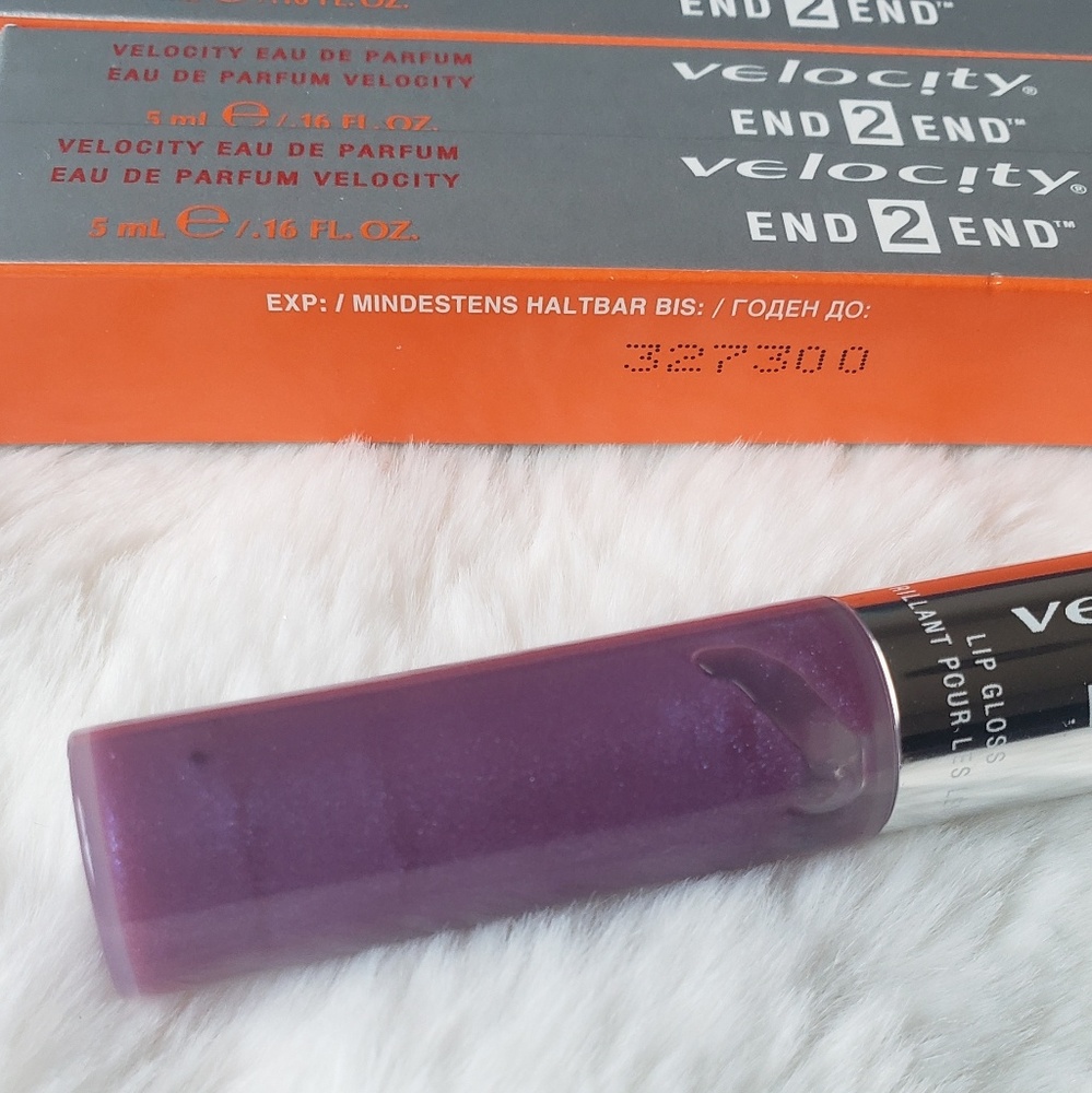 🆕️MK- Velocity Lipgloss and Scent Duo - Picture 6 of 10